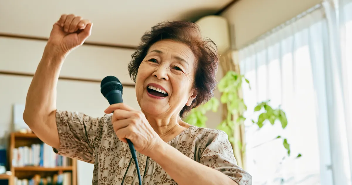 【高齢者向け】家庭用カラオケおすすめ3選！簡単な機種を比較