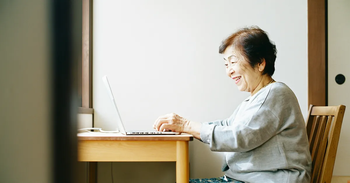 高齢者向けパソコンおすすめ5選！初心者でも安心の選び方